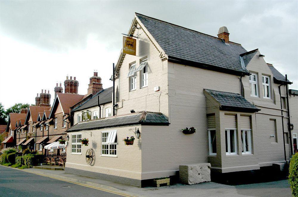 The Black Bull Inn Escrick Eksteriør bilde